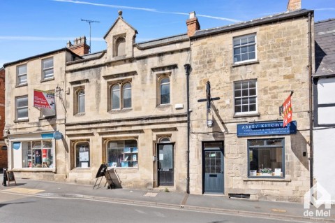 View Full Details for High Street, Winchcombe - EAID:deMelProperty, BID:de Mel Property