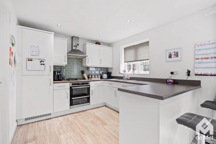 Images for Meadow Lane, Longford