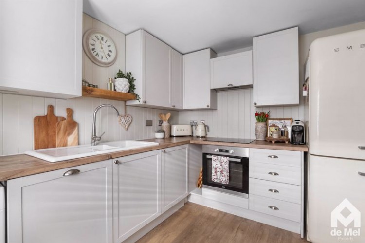 Images for Sunrise Avenue, Bishops Cleeve