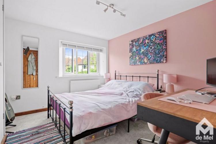 Images for Bronte Close, Cheltenham