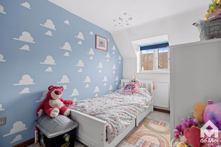 Images for Bronte Close, Cheltenham