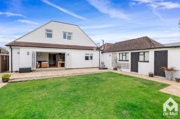 Images for Two Hedges Road, Bishops Cleeve