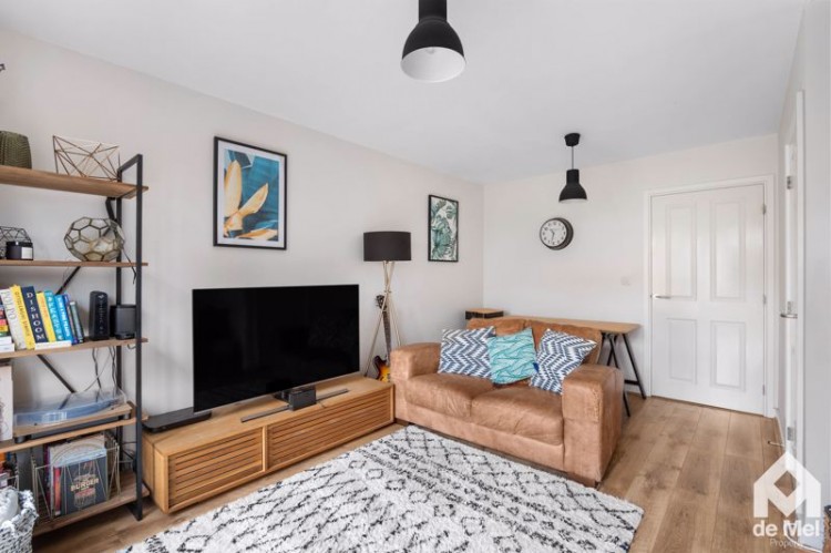 Images for Knapps Crescent, Woodmancote