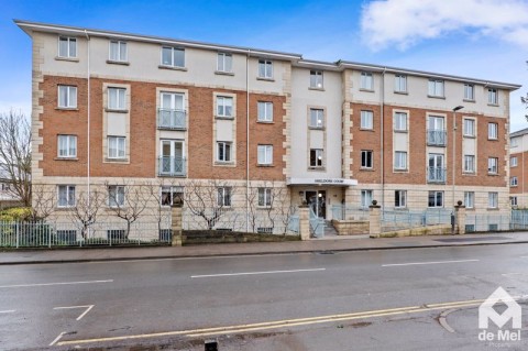 View Full Details for Sheldons Court, Winchcombe Street, Cheltenham - EAID:deMelProperty, BID:de Mel Property