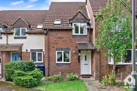 View Full Details for The Cornfields, Bishops Cleeve - EAID:deMelProperty, BID:de Mel Property