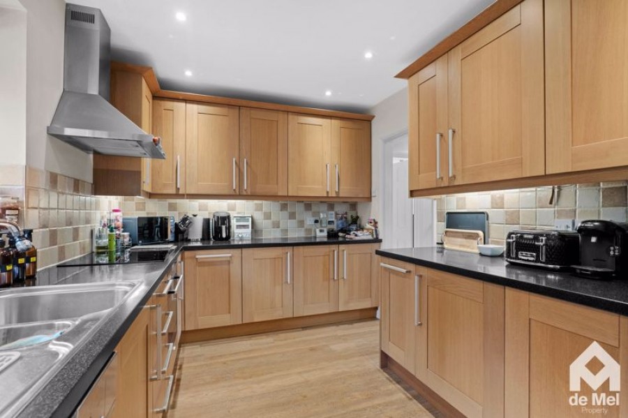 Images for Southam Lane, Southam, Cheltenham