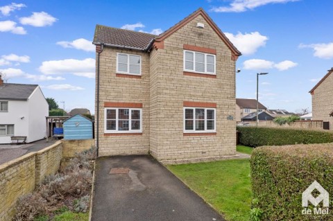 View Full Details for Minster Close, Bishops Cleeve - EAID:deMelProperty, BID:de Mel Property