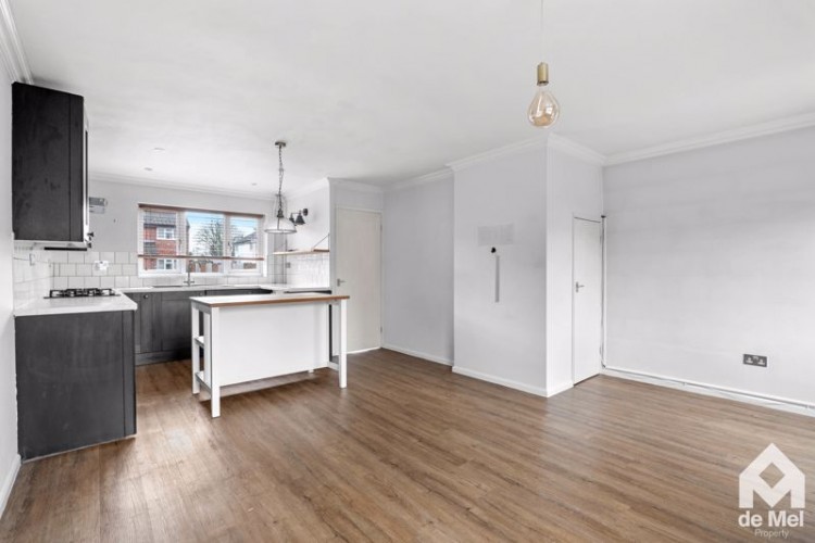 Images for River Leys, Swindon Village