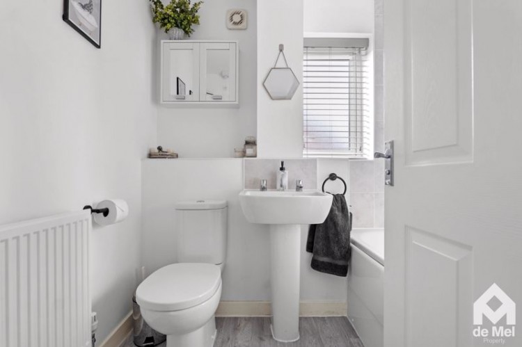 Images for Cape Ruby Close, Bishops Cleeve