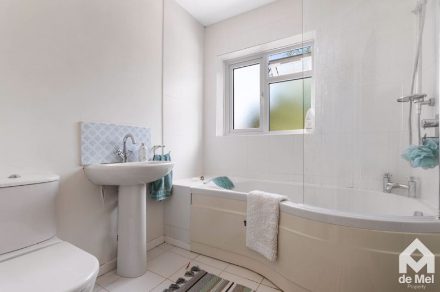 Images for Gotherington Lane, Bishops Cleeve