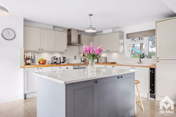 Images for Teddington, Tewkesbury