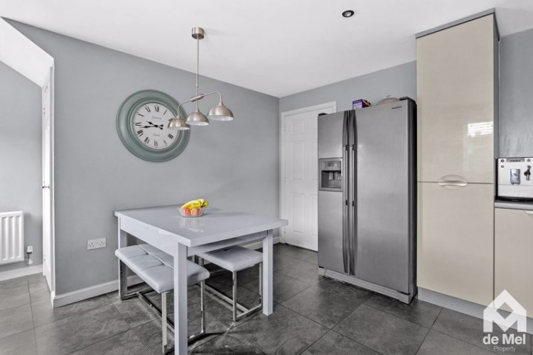 Images for Sunrise Avenue, Bishops Cleeve