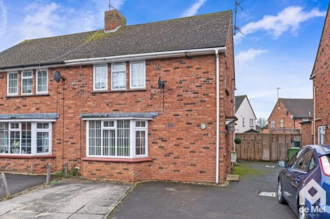View Full Details for St. Michaels Avenue, Bishops Cleeve - EAID:deMelProperty, BID:de Mel Property