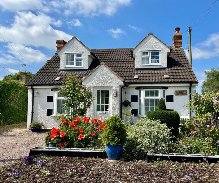 Images for Alderton Fields, Gretton