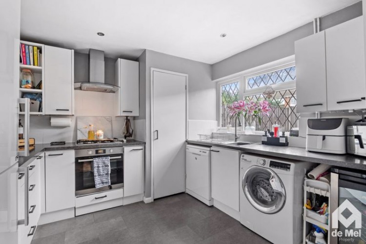 Images for Longlands Road, Bishops Cleeve