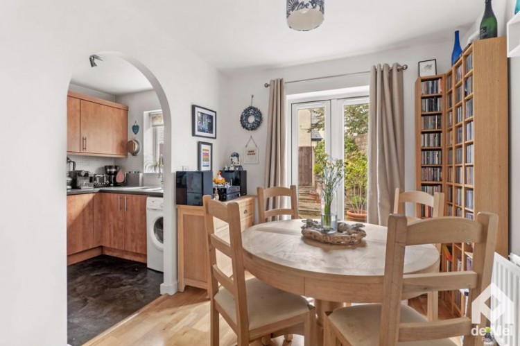 Images for Knapps Crescent, Woodmancote