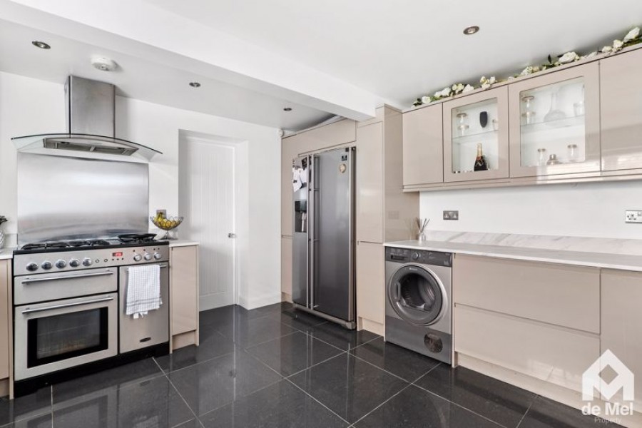 Images for Sinclair Road, Cheltenham