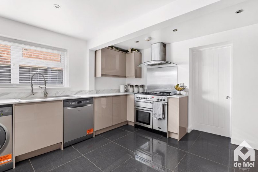 Images for Sinclair Road, Cheltenham