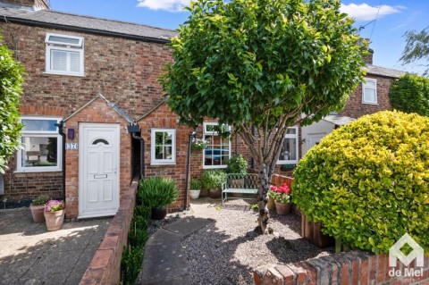 View Full Details for Bouncers Lane, Prestbury - EAID:deMelProperty, BID:de Mel Property