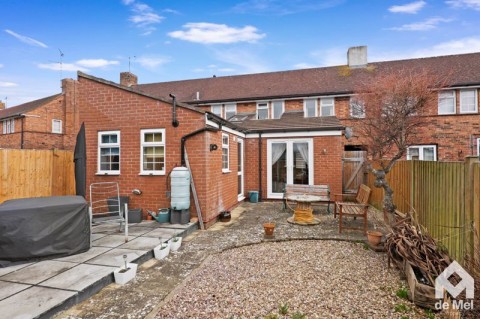 View Full Details for Tobyfield Road, Bishops Cleeve - EAID:deMelProperty, BID:de Mel Property