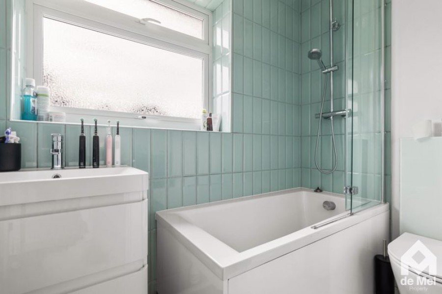 Images for Studland Drive, Prestbury