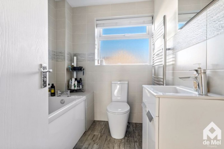 Images for Nortenham Close, Bishops Cleeve, Cheltenham, GL52