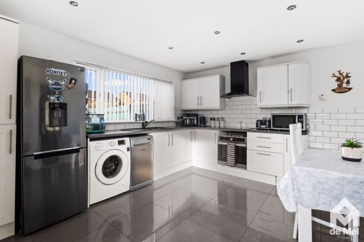 Images for Roman Hackle Avenue, Cheltenham