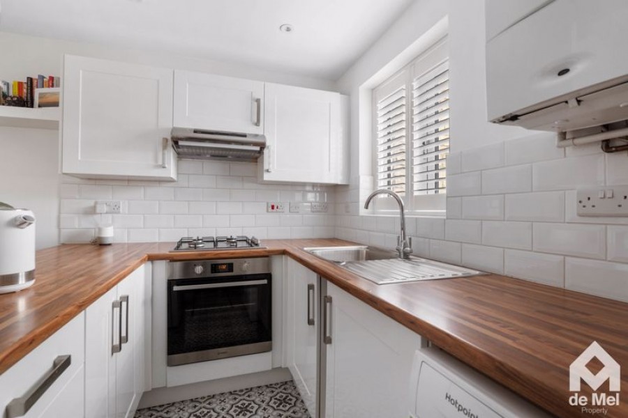 Images for The Cloisters, Bishops Cleeve