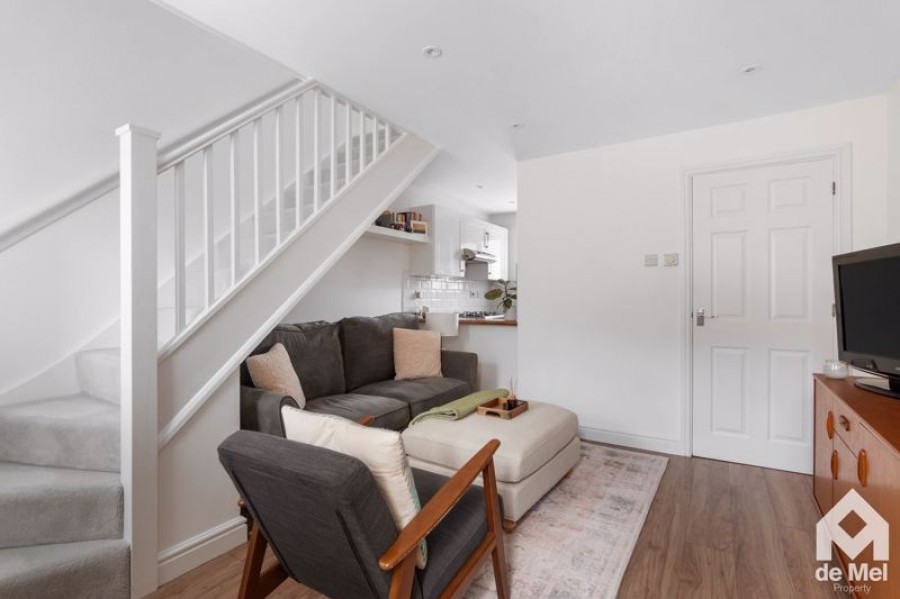 Images for The Cloisters, Bishops Cleeve