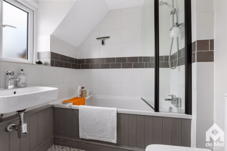 Images for The Cloisters, Bishops Cleeve