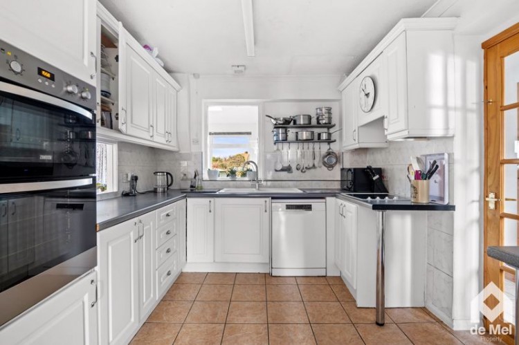 Images for Ravensgate Road, Cheltenham