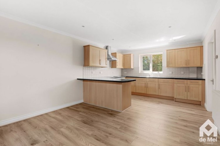 Images for Aston Cross, Tewkesbury, GL20
