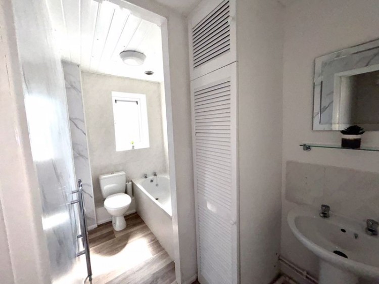 Images for River Leys, Swindon Village