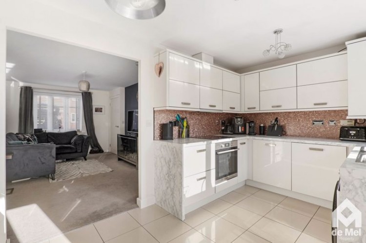 Images for Planets Lane, Hatherley