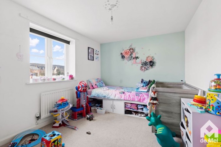 Images for Sunrise Avenue, Bishops Cleeve