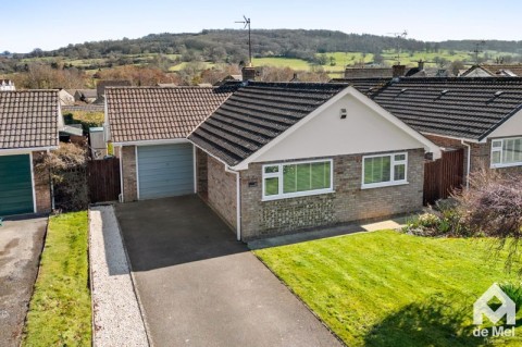 View Full Details for Wincel Road, Winchcombe - EAID:deMelProperty, BID:de Mel Property