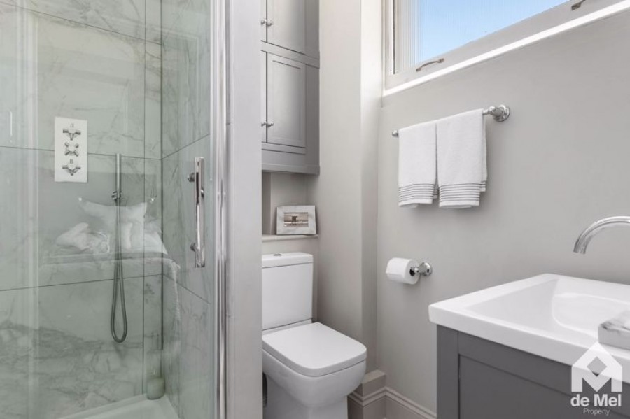 Images for Oakhurst Court, Parabola Road OLD LISTING