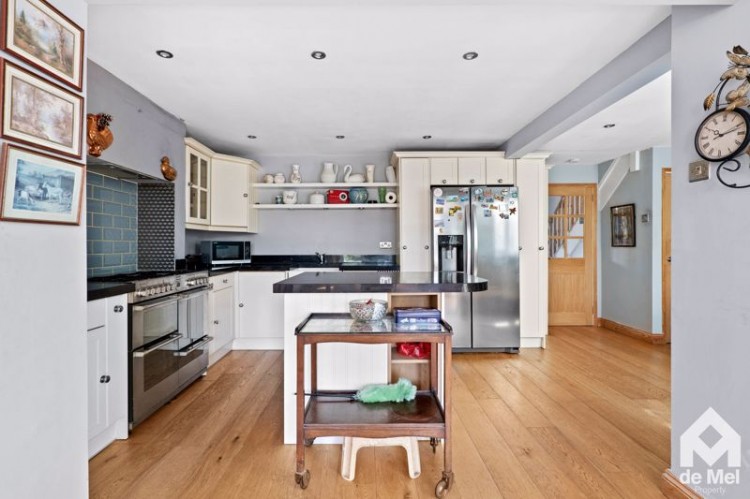 Images for Beckford Road, Alderton