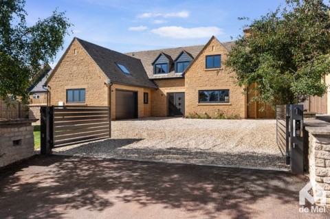 View Full Details for Harrington House, New Town, Toddington, Gloucestershire, GL54 - EAID:deMelProperty, BID:de Mel Property