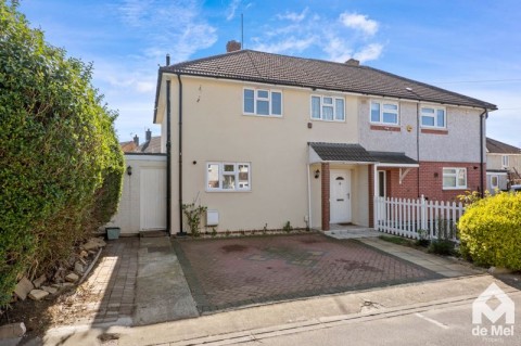 View Full Details for Lee Close, Cheltenham - EAID:deMelProperty, BID:de Mel Property