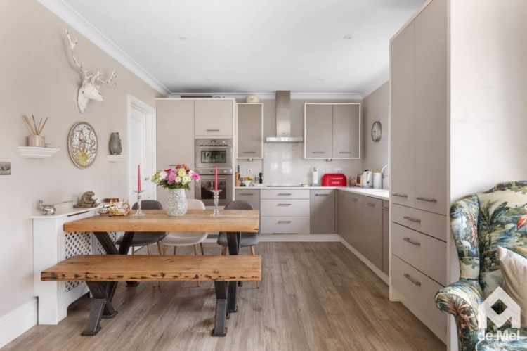 Images for Stanley Close, Winchcombe