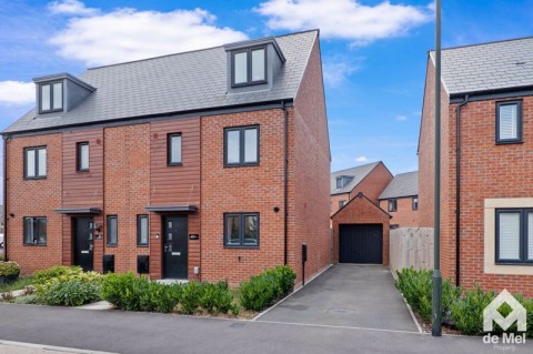 View Full Details for Ruby Avenue, Bishops Cleeve - EAID:deMelProperty, BID:de Mel Property