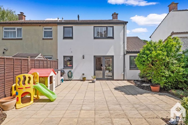 Images for Cornmeadow Drive, Cheltenham