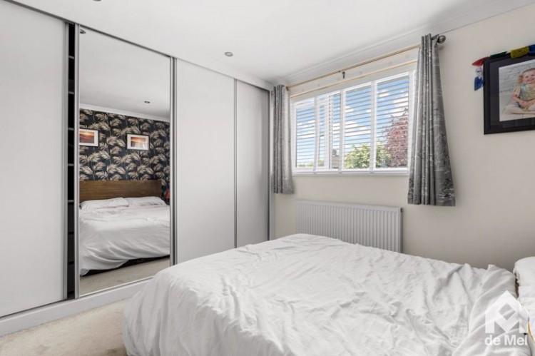 Images for Cornmeadow Drive, Cheltenham