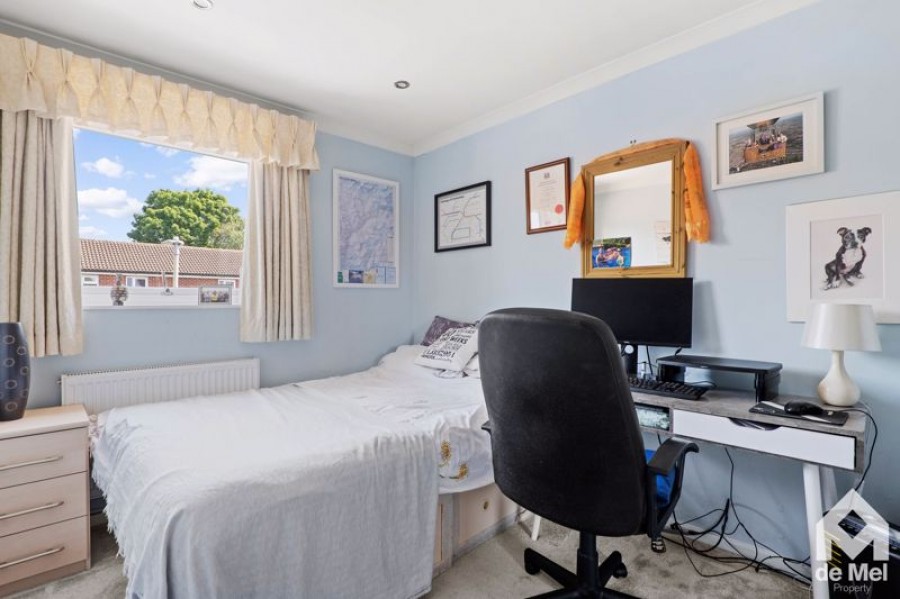 Images for Cornmeadow Drive, Cheltenham