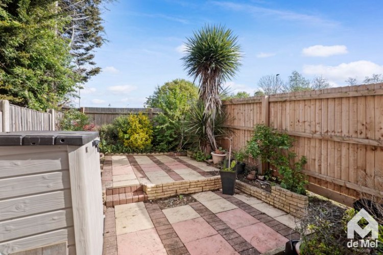 Images for River Leys, Swindon Village