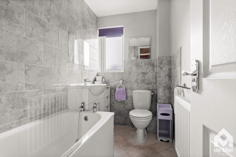 Images for River Leys, Swindon Village