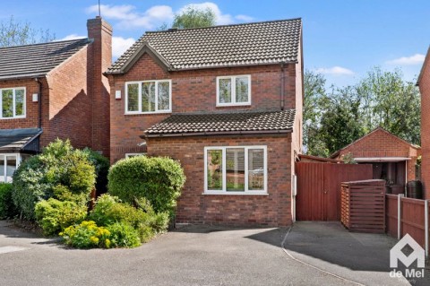 View Full Details for Whitefields Road, Bishops Cleeve - EAID:deMelProperty, BID:de Mel Property