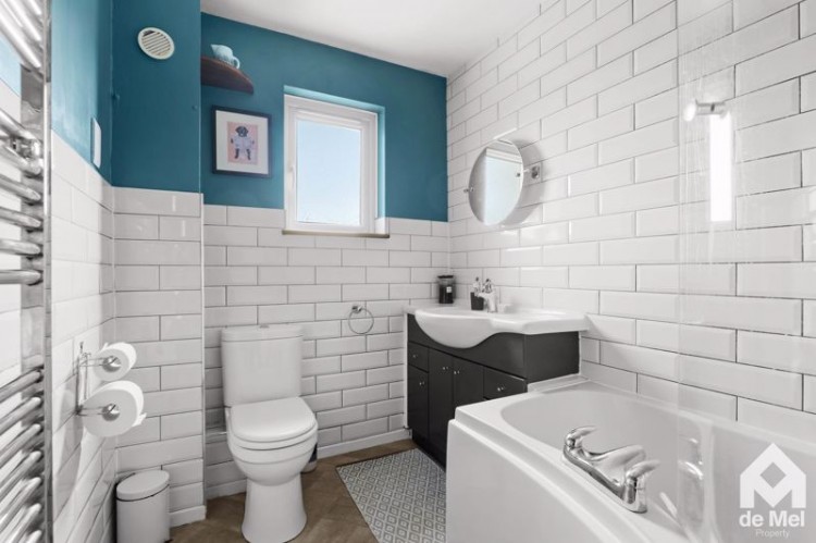 Images for Willowbrook Drive, Cheltenham
