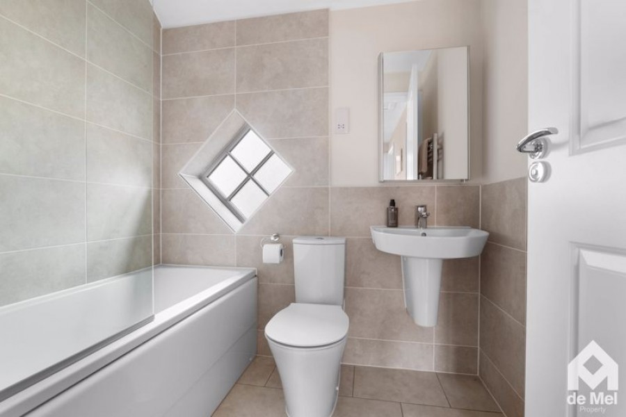 Images for Cowslip Close, Cheltenham